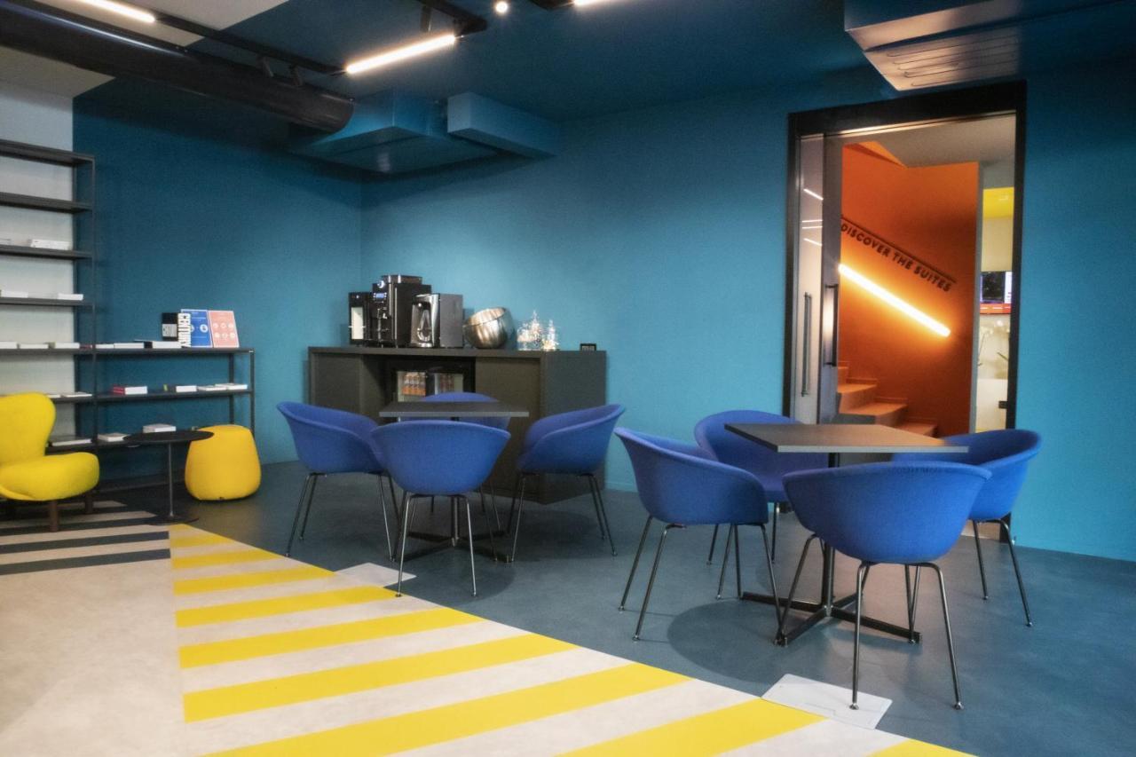 Demo Hotel Design Emotion リミニ エクステリア 写真