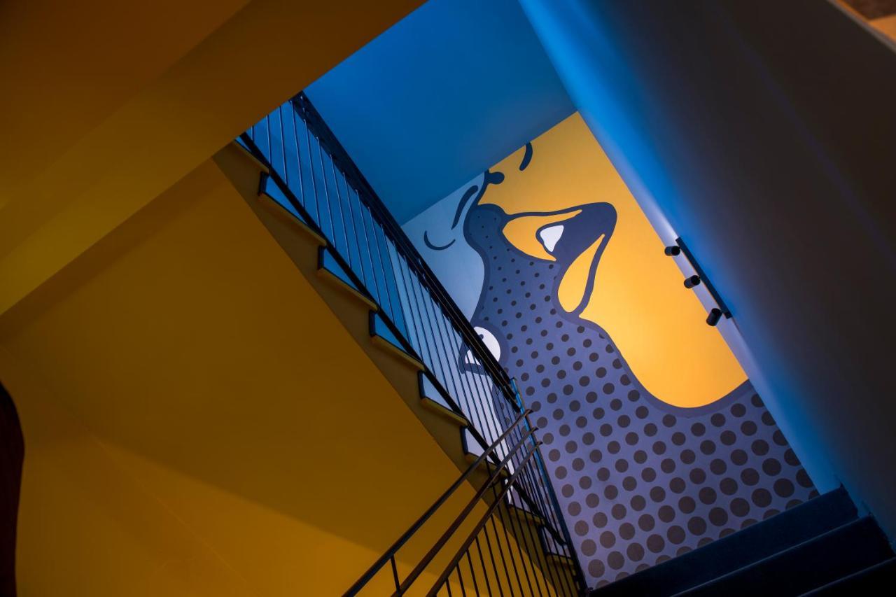 Demo Hotel Design Emotion リミニ エクステリア 写真