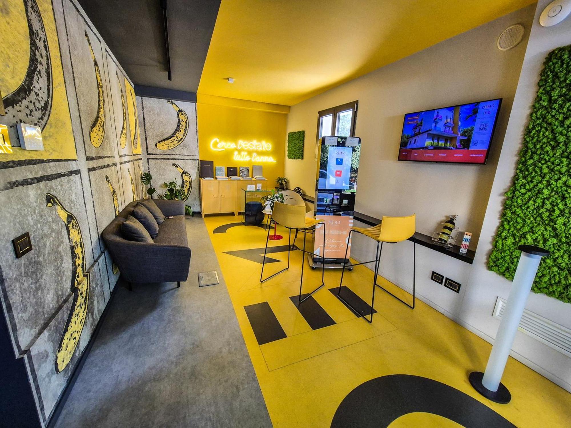 Demo Hotel Design Emotion リミニ エクステリア 写真
